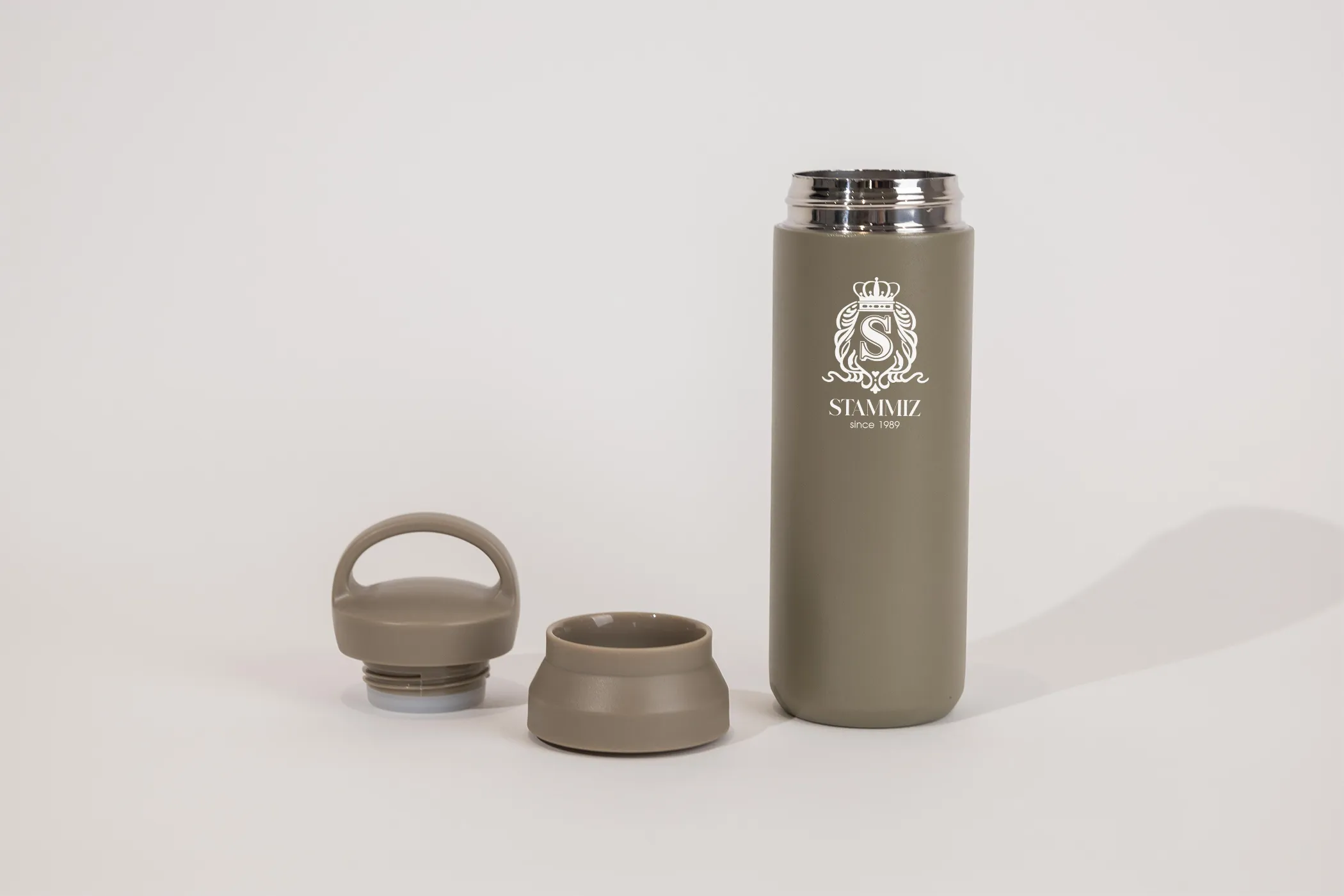 กระบอกน้ำ พร้อมหูหิ้ว ความจุ 600 มล.