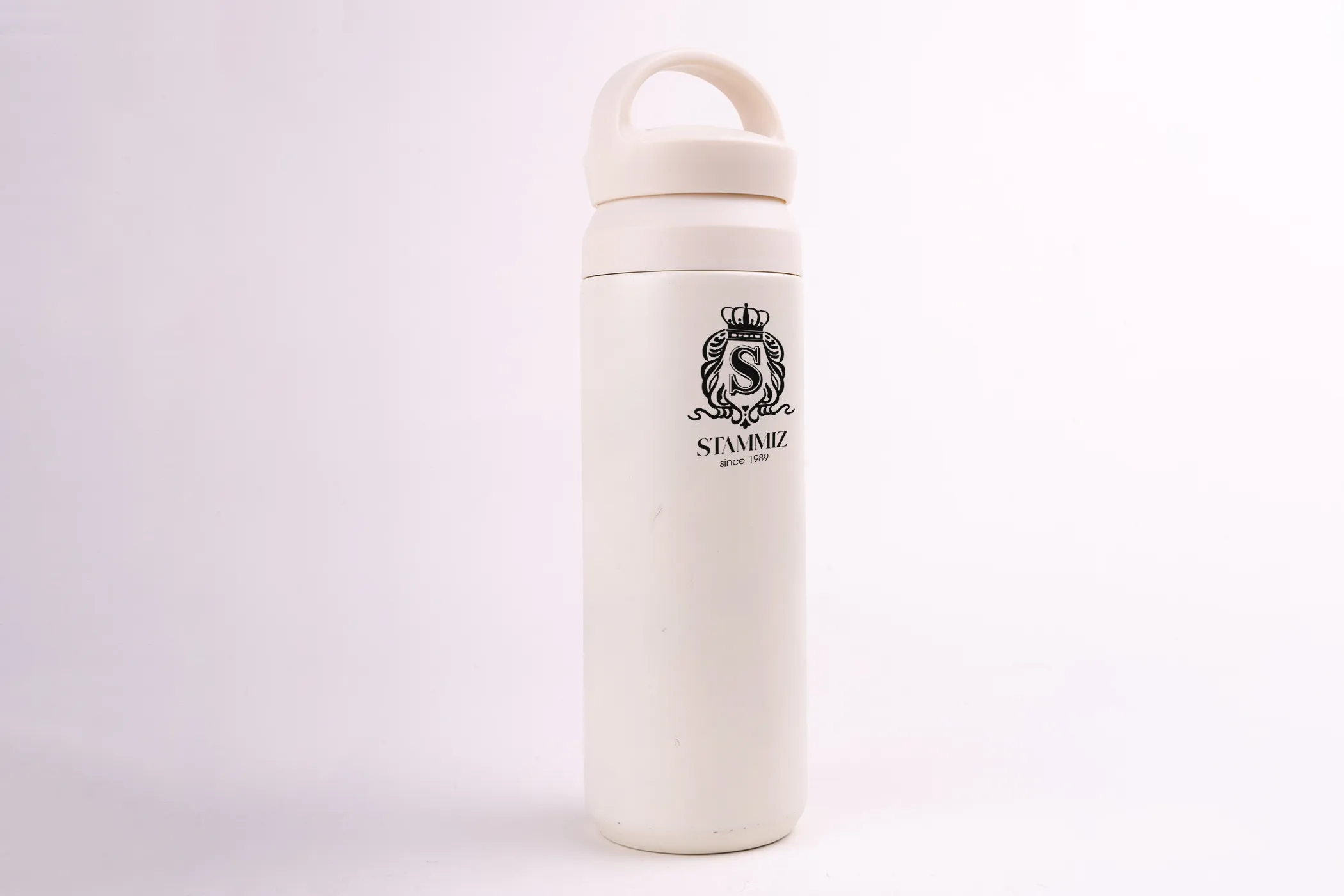 กระบอกน้ำ พร้อมหูหิ้ว ความจุ 600 มล.