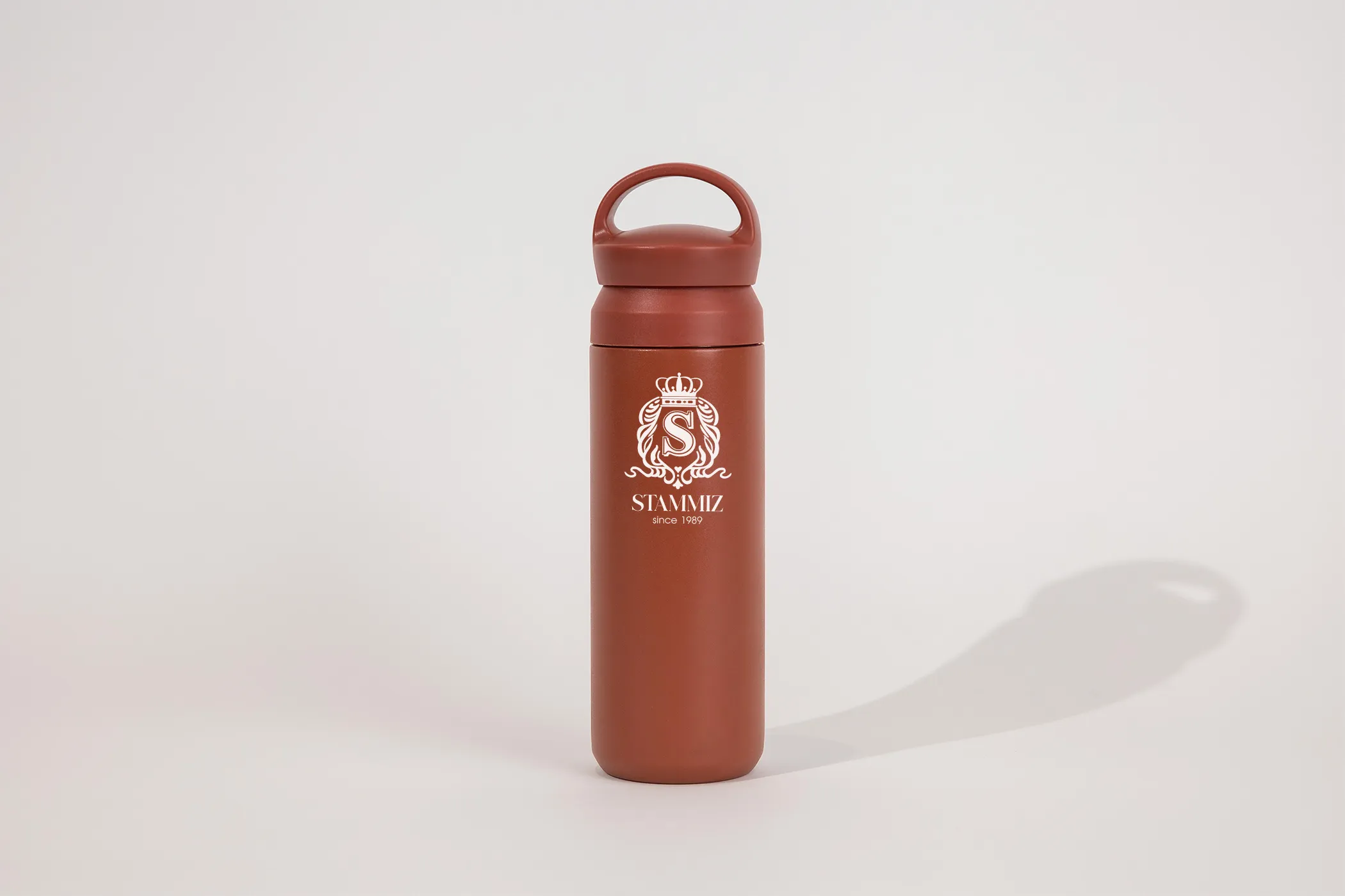 กระบอกน้ำ พร้อมหูหิ้ว ความจุ 600 มล.