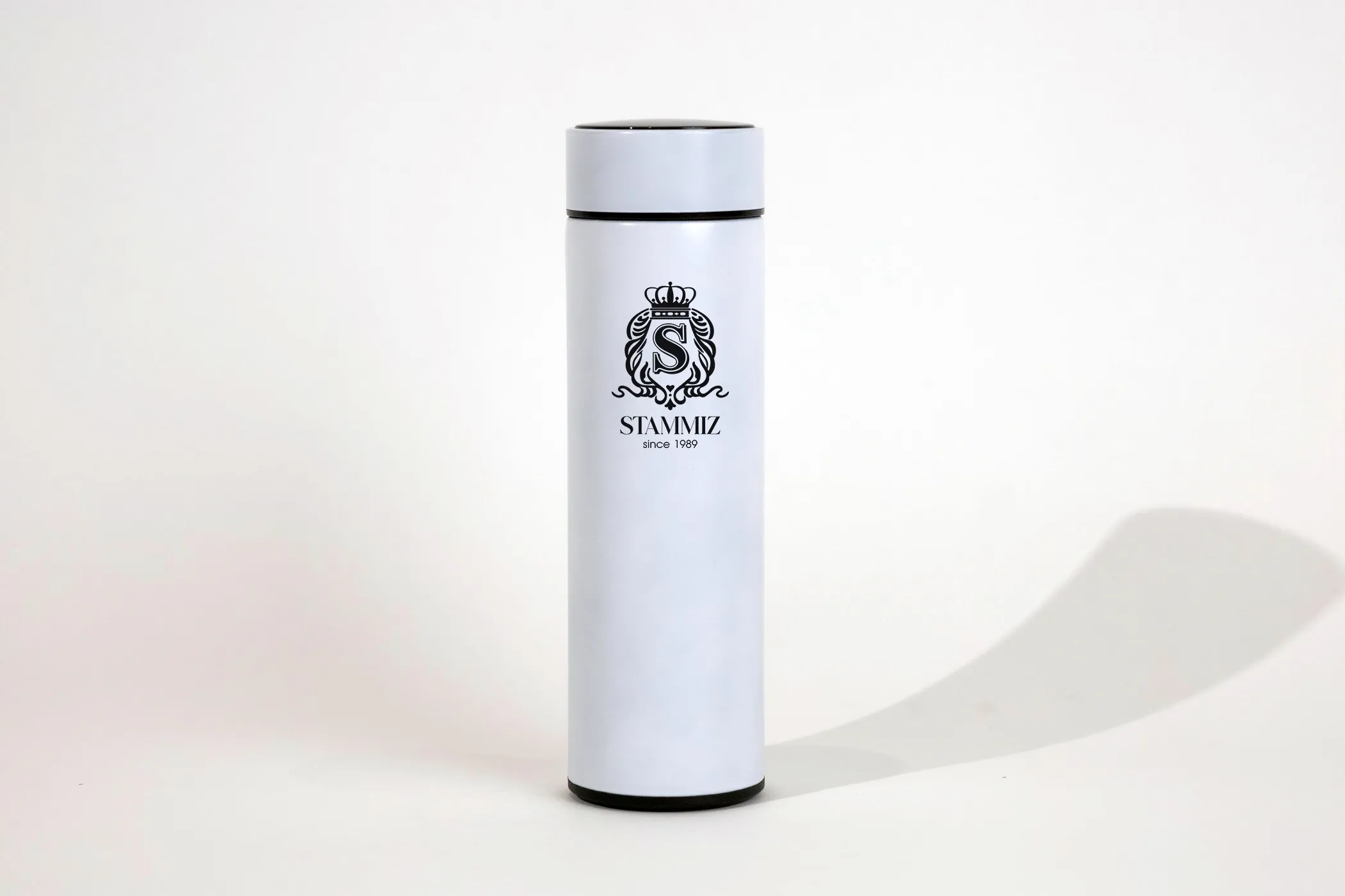 กระบอกน้ำสแตนเลสเก็บอุณภูมิ มี LED แสดงอุณหภูมิ ความจุ 600 มล.